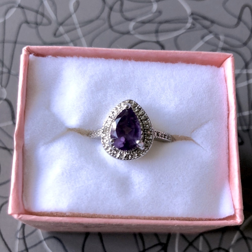 Sterling Silver Amethyst Ring - Picture 1 of 9